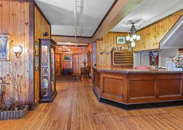 The Pines Inn