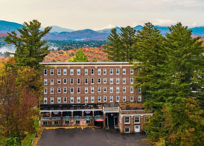 The Pines Inn