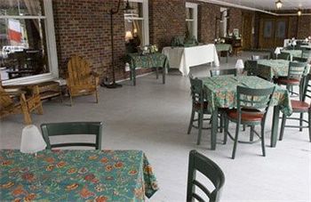 The Pines 3*